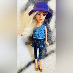 2011 Sophie Liv Doll #2 from the McDonald's Happy Meal Toy Collection